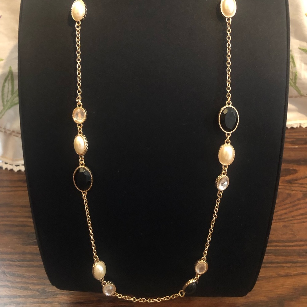 Northern Reflections Necklace & Earring set. BNWT